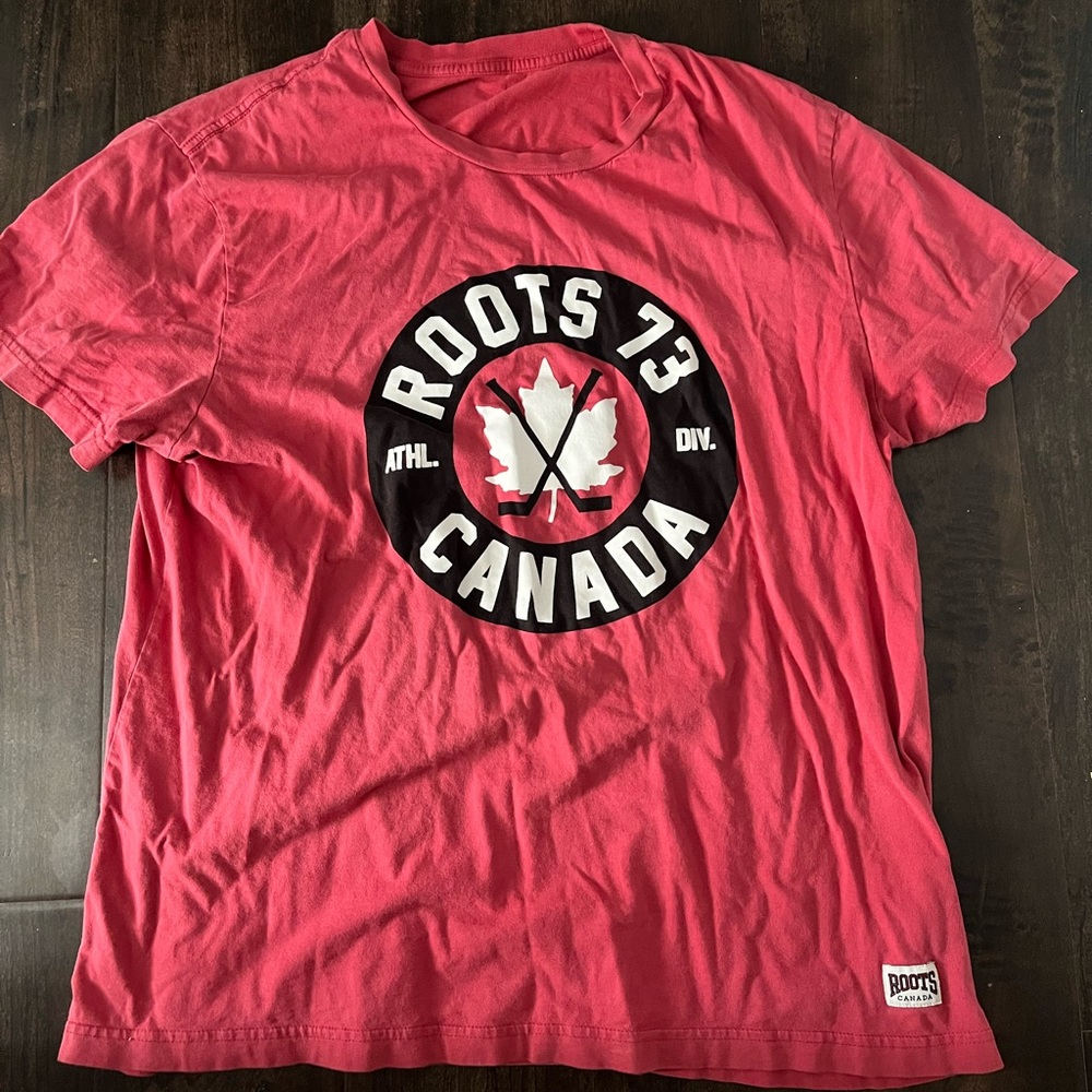 Roots Canada 1973 Mens T-shirt Large